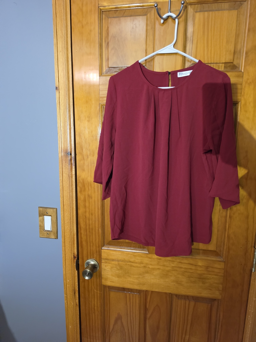 Women’s Pleated Round-Neck Blouse - Burgundy